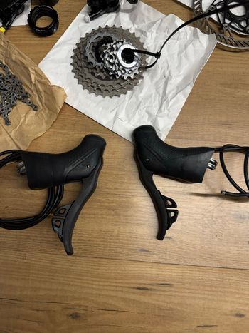 Used Campagnolo Super Record S WRL 12 Speed 2025 bike — image 5 of 17