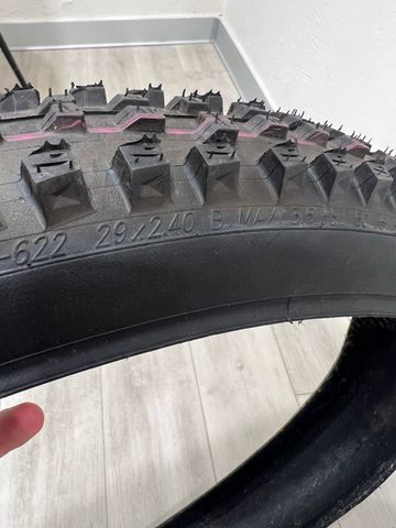 Schwalbe tacky chan bike usato — immagine 4 di 6