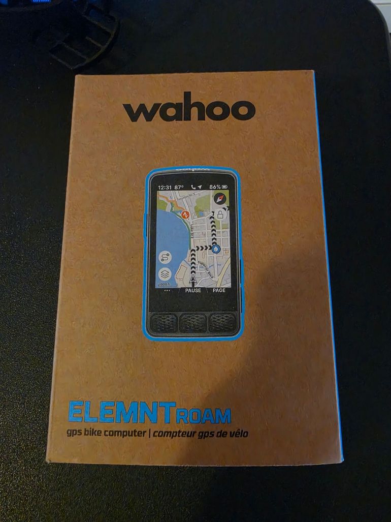 Used Wahoo ELEMNT ROAM V3 GPS Bike Computer 2025 bike — image 1 of 6