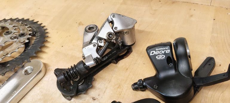 Used Shimano Deore LX Groupset bike — image 8 of 10
