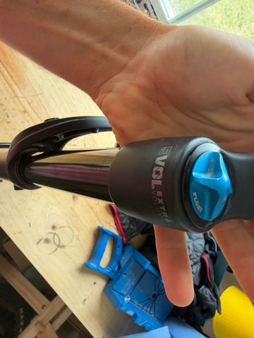 Used Fox 36 Performance Fork 160mm 2025 bike — image 3 of 6