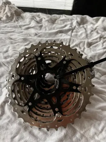 Used Shimano 11-34 CS-R7000 bike — image 4 of 6