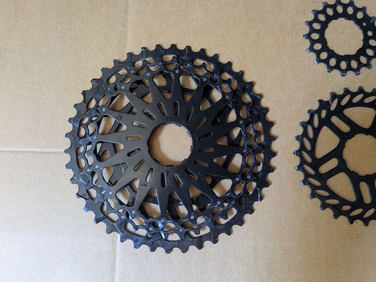 Used Sram 11-speed 11-42 Cassette bike — image 3 of 3