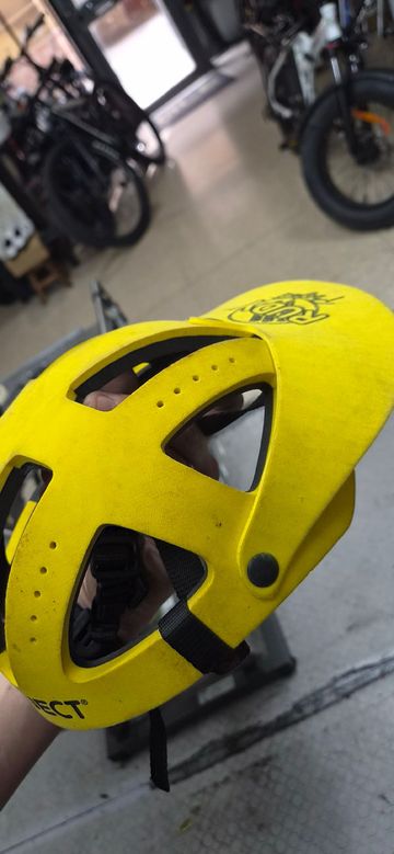 Tweedehands Rudy project Casco Helmet 2000 bike — afbeelding 3 van 3