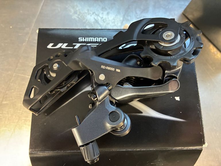 Použité Shimano RD-R8000-GS 11-speed 2020 bike — obrázek 3 z 5