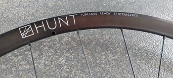 Used Hunt Wheels 4Season All-Road LRS Trekking, Gravel (12x100mm/12x142mm) bike — image 2 of 5