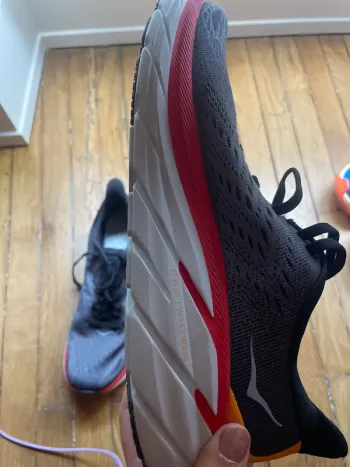 Brugt Hoka Shoes bike — billede 2 af 4