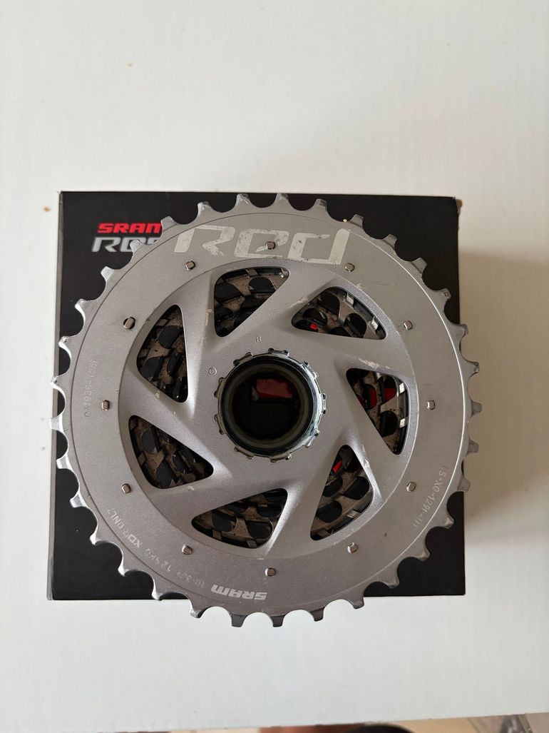 Použité Sram Red AXS 10-33 Cassette bike — obrázek 3 z 3