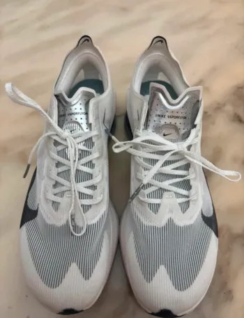 Gebrauchtes Nike ZoomX Vaporfly Next% 4 bike — Bild 2 von 2