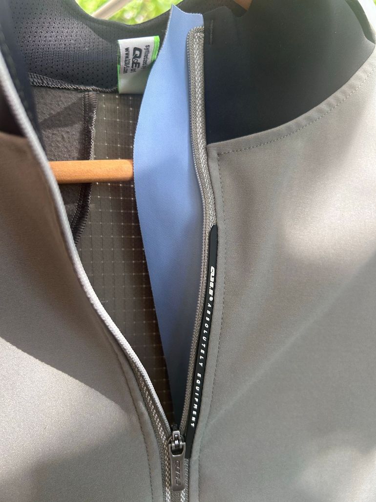 Used Q36.5 Maillot Manches Longues bike — image 4 of 4