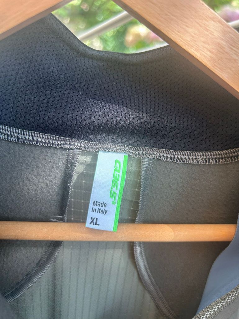 Used Q36.5 Maillot Manches Longues bike — image 3 of 4