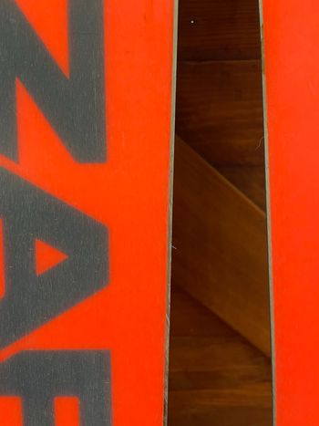 Käytetty Blizzard Hustle 9 172 cm with Marker Alpinist Bindings and Skins 2025 bike — kuva 5 / 8