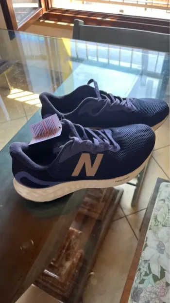 Used New Balance Fresh Foam bike — image 2 of 9