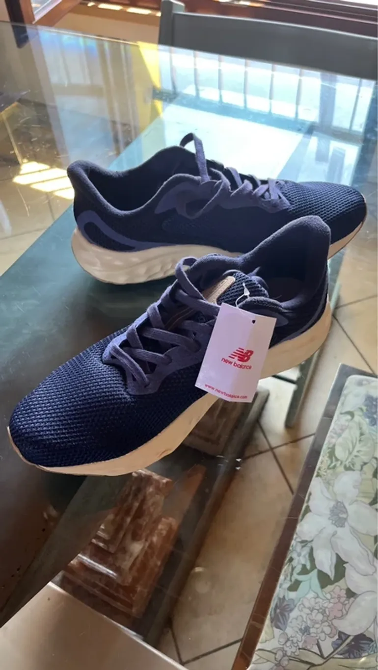 Used New Balance Fresh Foam bike — image 5 of 9