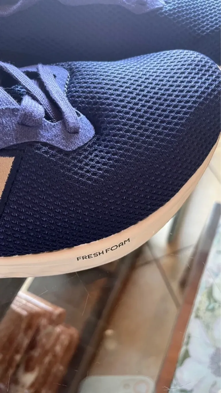 Used New Balance Fresh Foam bike — image 4 of 9