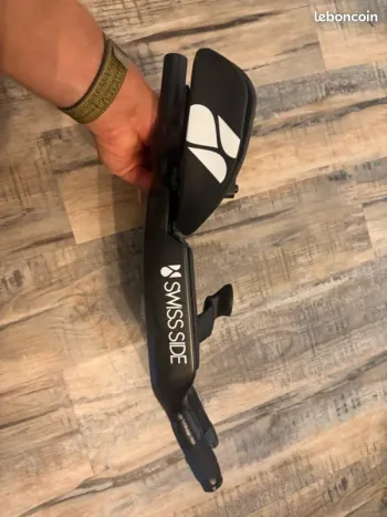 Used Swiss Side Aero Cockpit 2025 bike — image 2 of 11