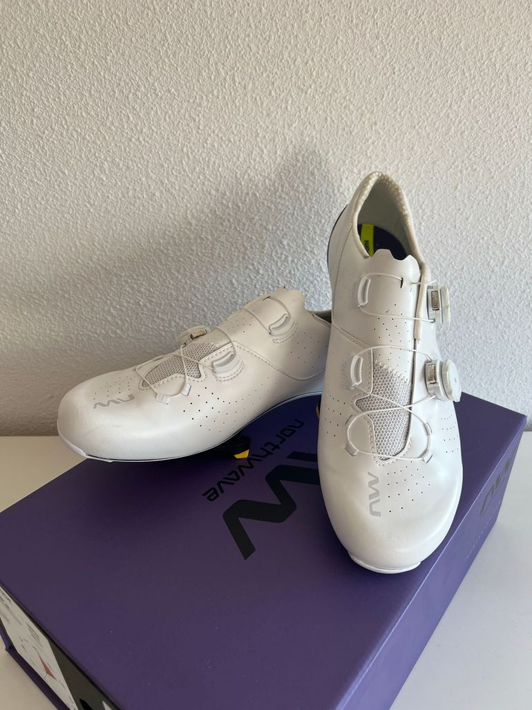 Used Northwave Veloce Extreme Total White size 45 2026 bike — image 4 of 11