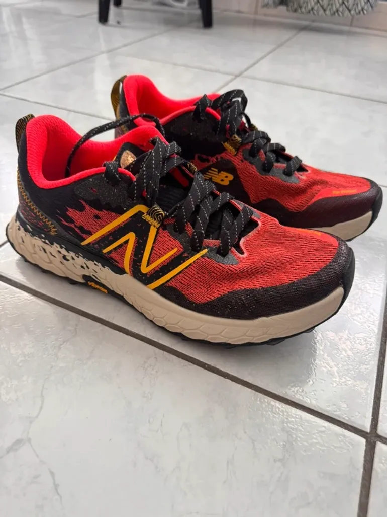 Brugt New Balance Hierro v7 Freshfoam bike — billede 2 af 3