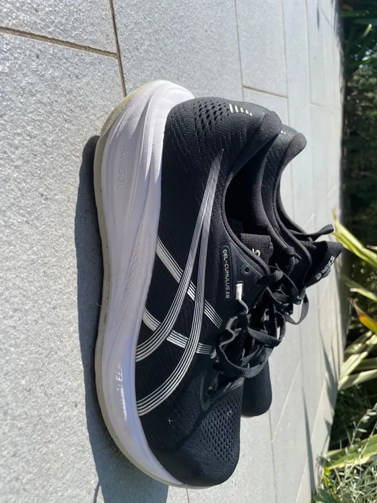 Brugt Asics gel cumulus 28 bike — billede 1 af 5