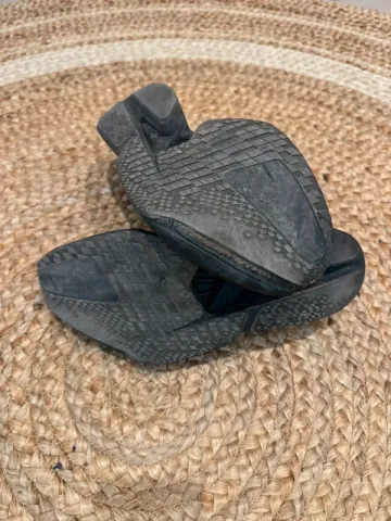 Used Adidas Adizero Adios Pro 4 bike — image 3 of 4