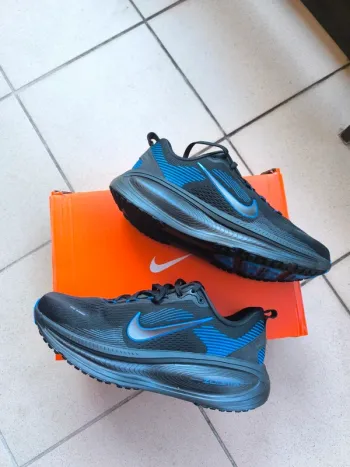 Gebrauchtes Nike Vomero 18 bike