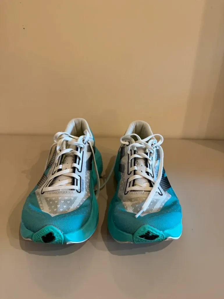 Used New Balance FuelCell Rebel v4 bike — image 4 of 5