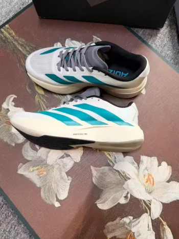 Brugt Adidas Adizero Evo SL bike