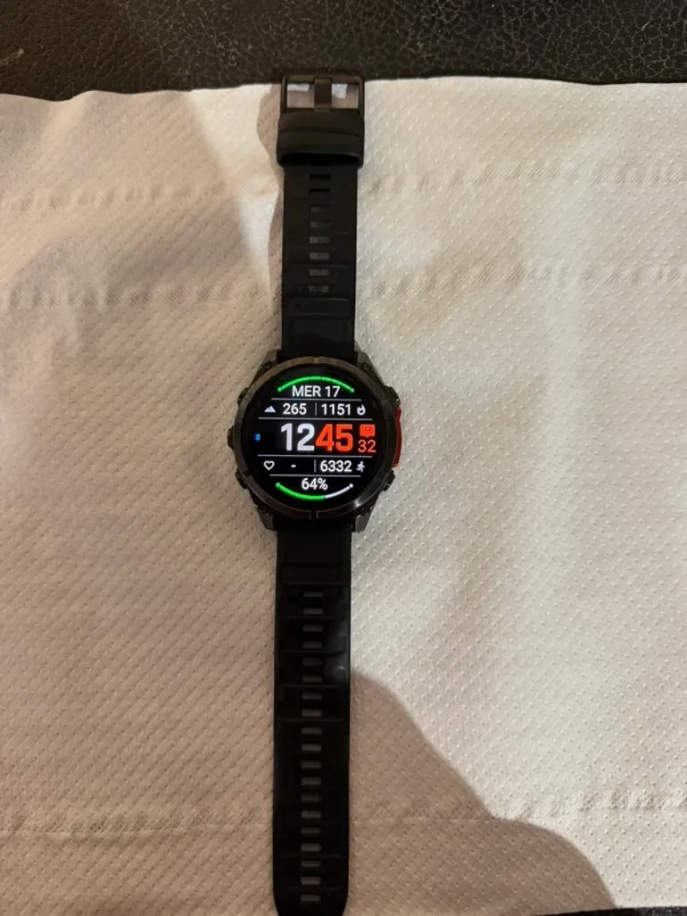 Used Garmin Fenix 8 bike — image 1 of 5
