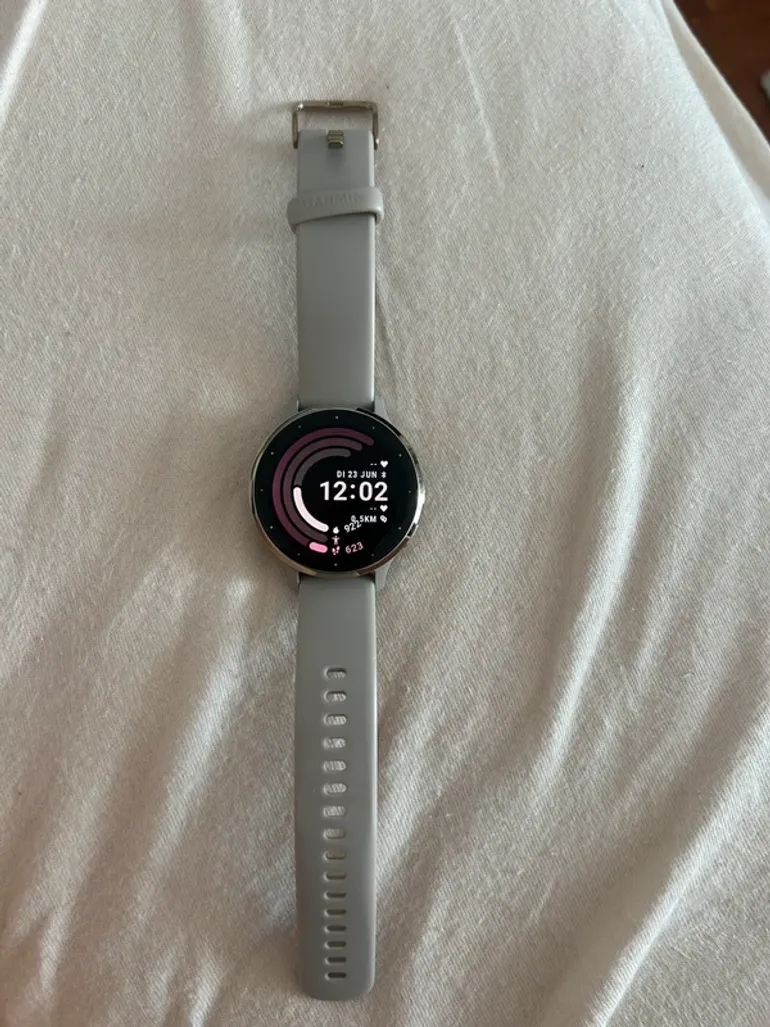 Used Garmin Venu 3s bike — image 4 of 4