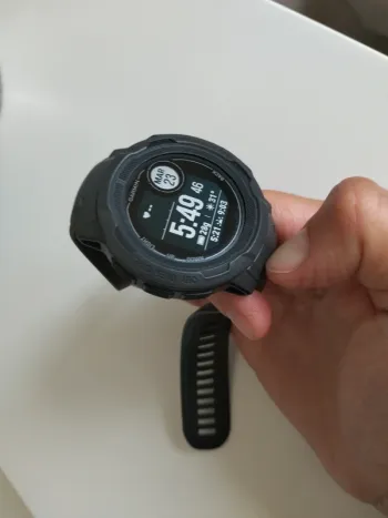 Used Garmin Instinct 2 bike — image 6 of 9