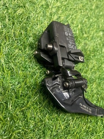 Used Sram Force AXS Front Derailleur bike — image 4 of 6