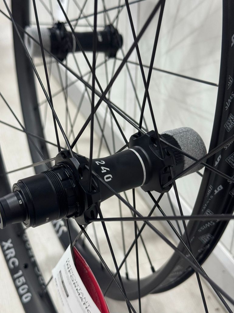 Used Dt Swiss XRC 1500 Spline 29 x 30 mm CL BOOST Wheelset 2026 bike — image 2 of 5
