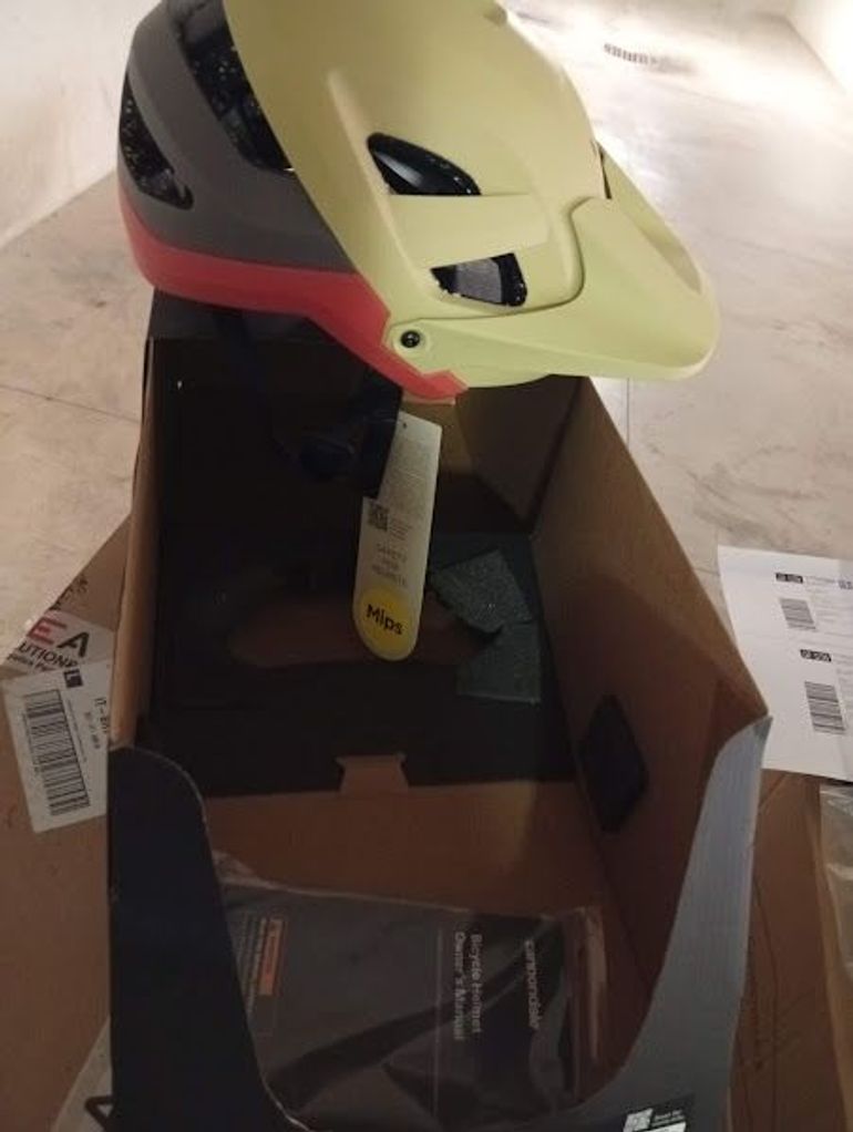 Použité Cannondale MTB Tract MIPS Helmet (Sabbia) L 59-63cm bike — obrázek 3 z 8