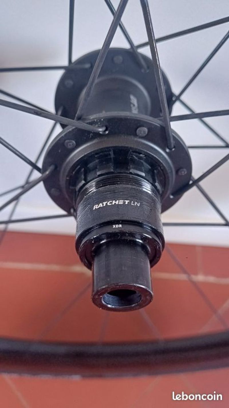 Used Dt Swiss ERC LOG 45 2026 bike — image 3 of 4