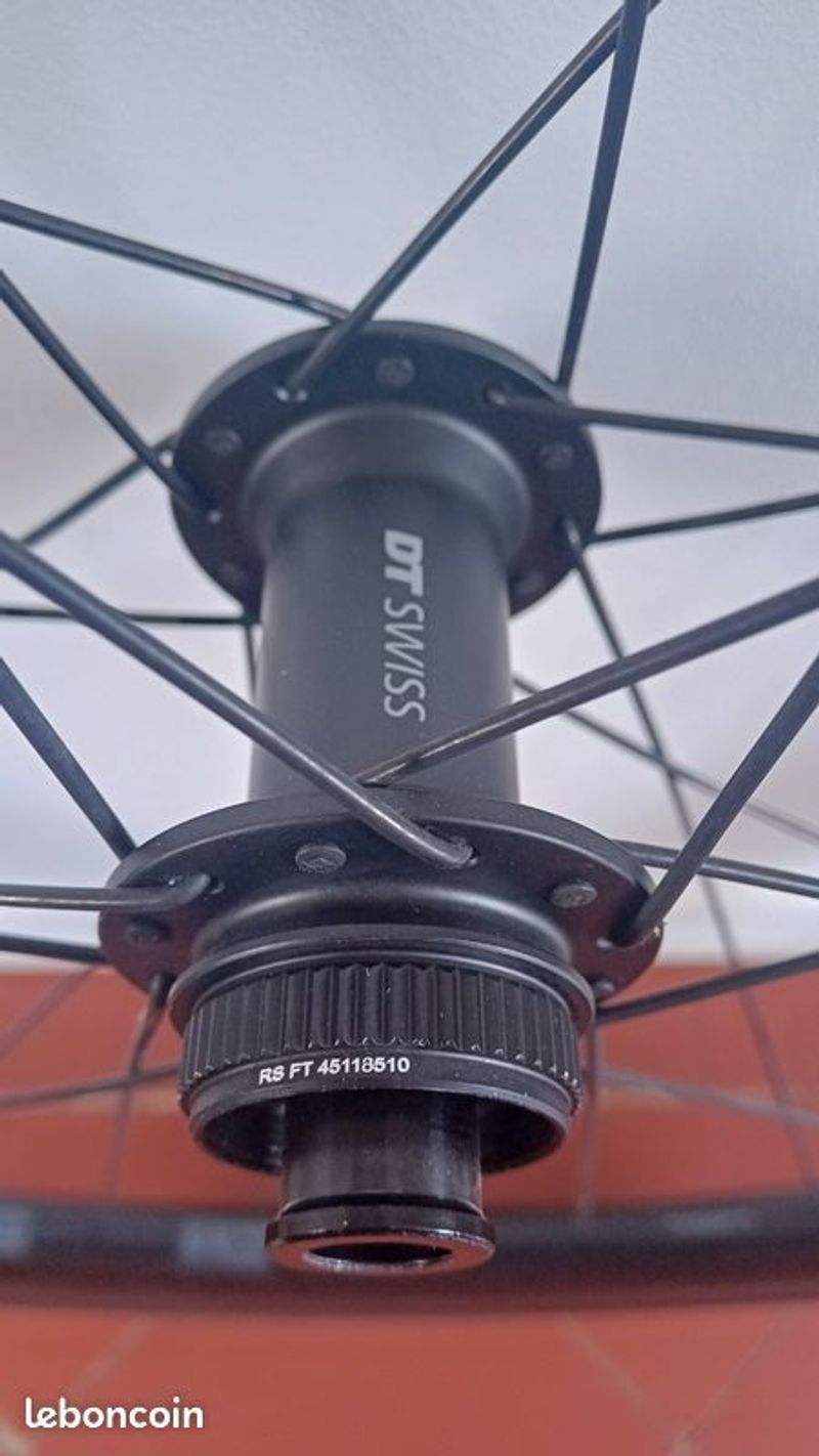 Used Dt Swiss ERC LOG 45 2026 bike — image 4 of 4