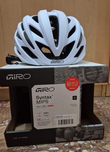 Used Giro Syntax MIPS AF S Size Helmet bike — image 1 of 8
