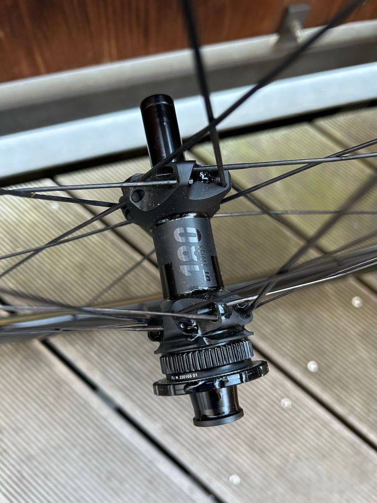 Used Duke Baccara Ultra Carbon Wheelset 2024 bike — image 9 of 12