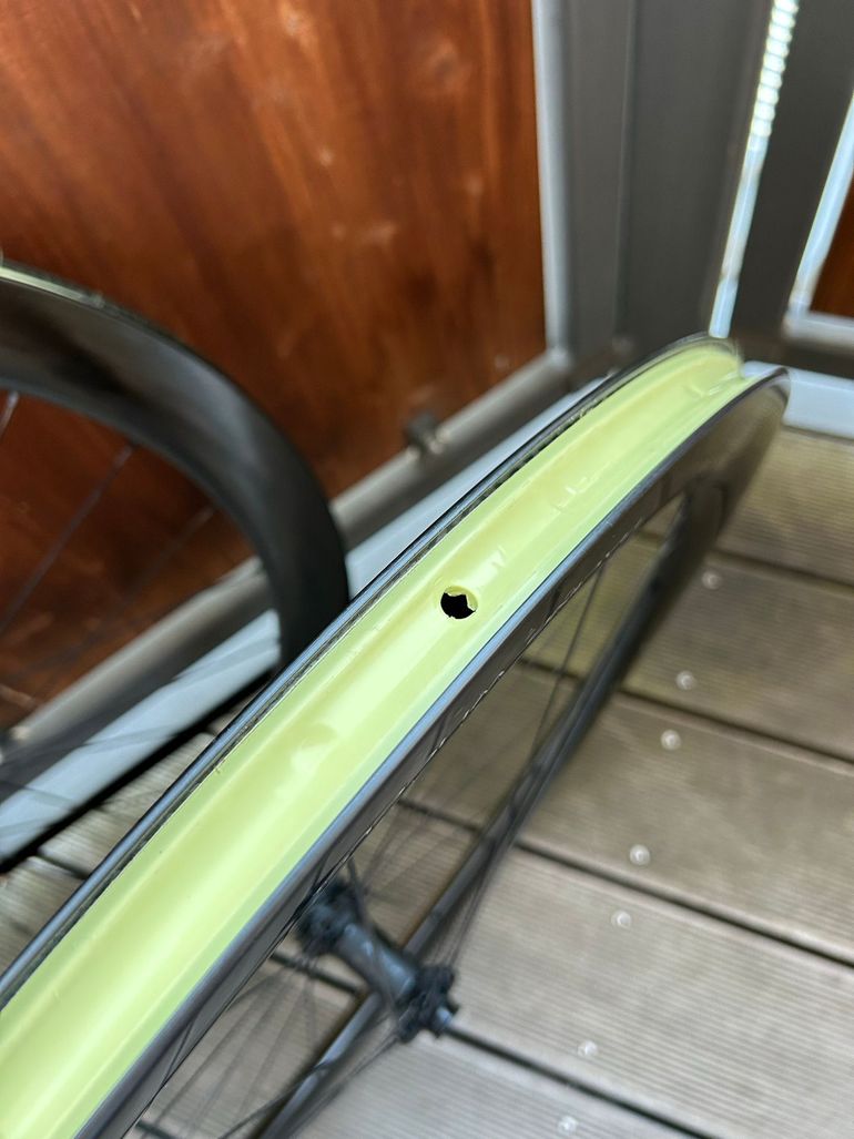 Used Duke Baccara Ultra Carbon Wheelset 2024 bike — image 8 of 12