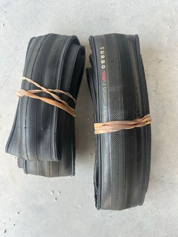 Używany Specialized Turbo T2/T5 Tires 2025 bike