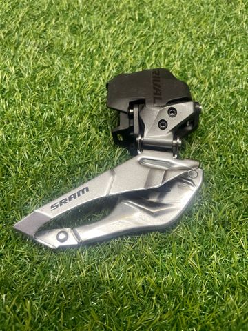Sram Rival AXS Front Derailleur Drivetrain & Pedals usato
