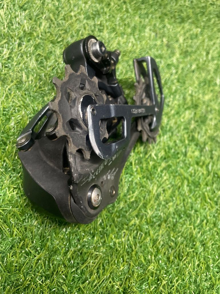 Used Sram XX1 AXS 12v Rear Derailleur 2024 bike — image 5 of 8
