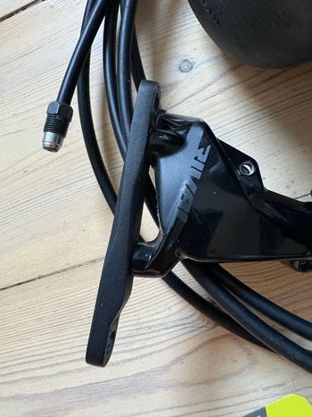 Used Sram Rival AXS brakes bike — image 2 of 6