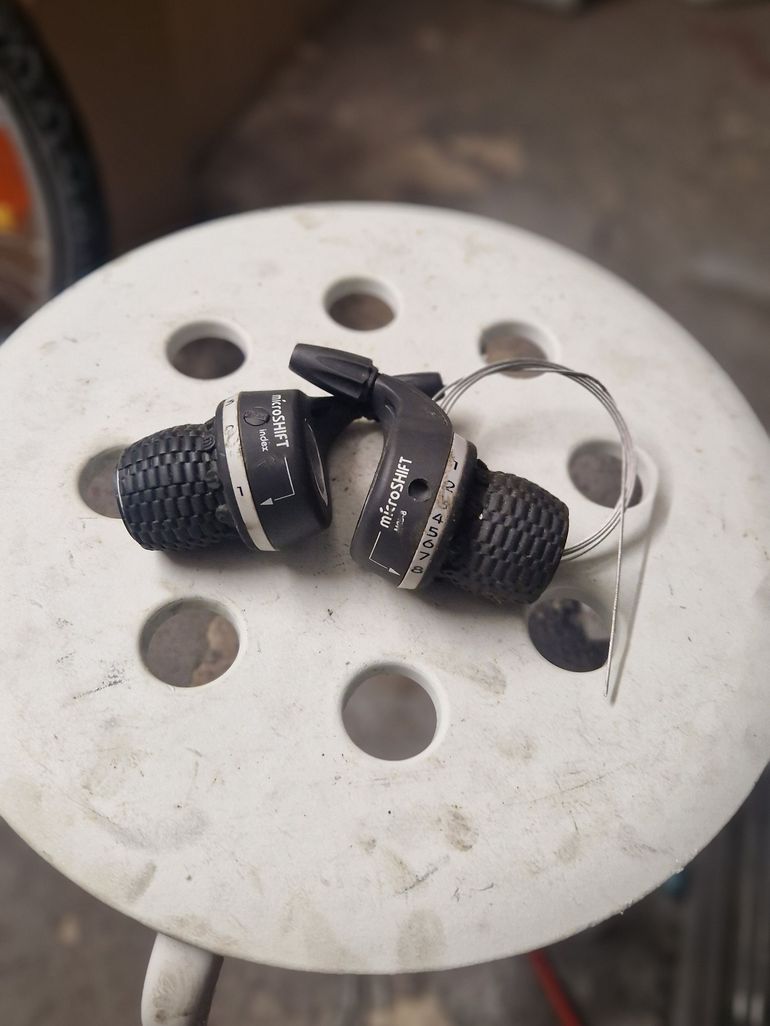 Used Microshift MS25 3x7 Gripshifter Set bike — image 1 of 2