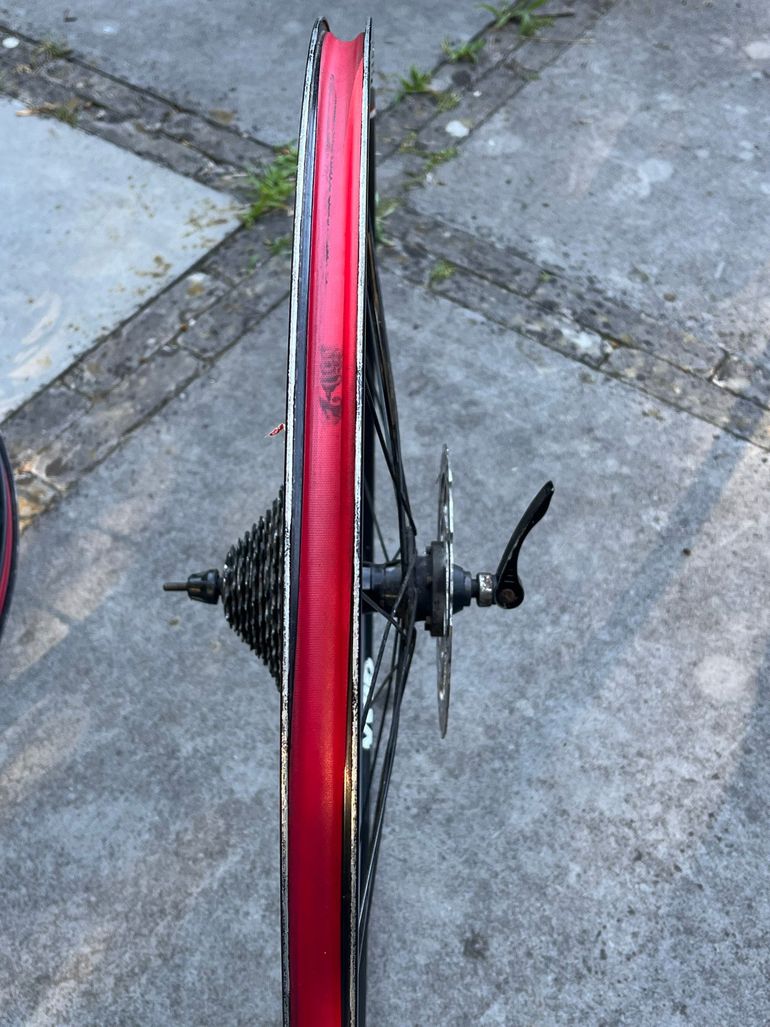 Used Giant wheelset 26 inch (old) QR 9x100 / 9x135 bike — image 7 of 11