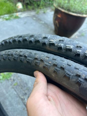 Used Giant wheelset 26 inch (old) QR 9x100 / 9x135 bike — image 9 of 11