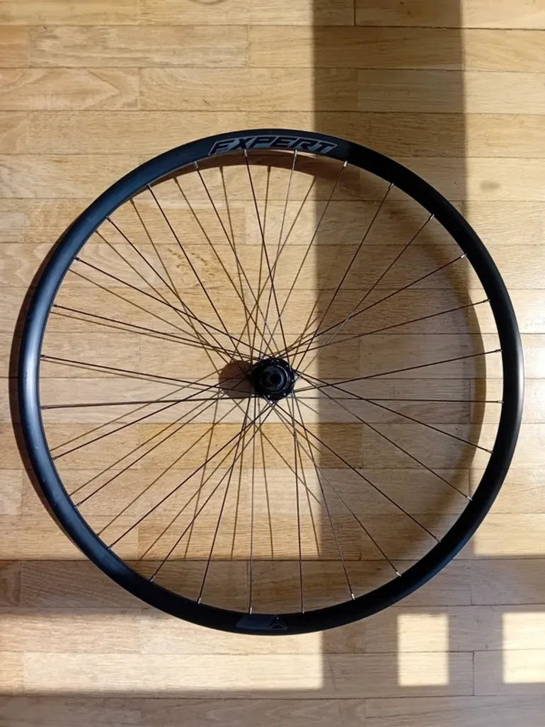Käytetty Profile Merida Expert SL Disc 2023 bike — kuva 1 / 4