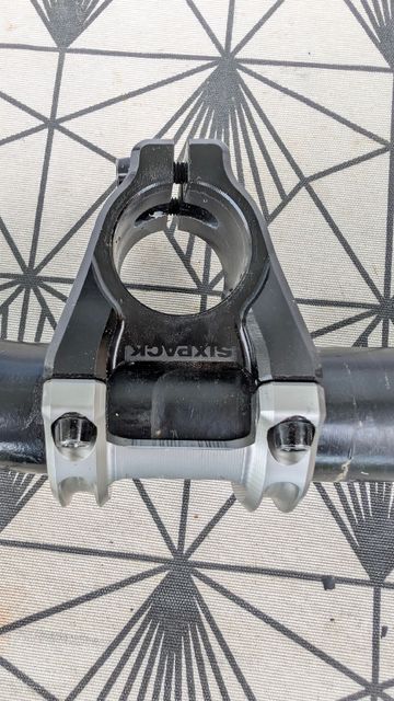 Used Spank Spike bike — image 6 of 9