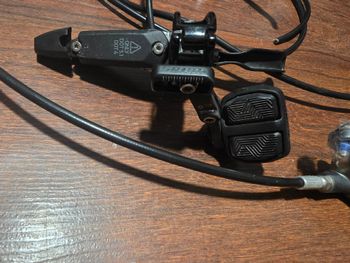 Used Sram Level Bronze Pod y frenos 2024 bike — image 3 of 3