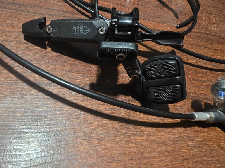 Used Sram Level Bronze Pod y frenos 2024 bike — image 3 of 3