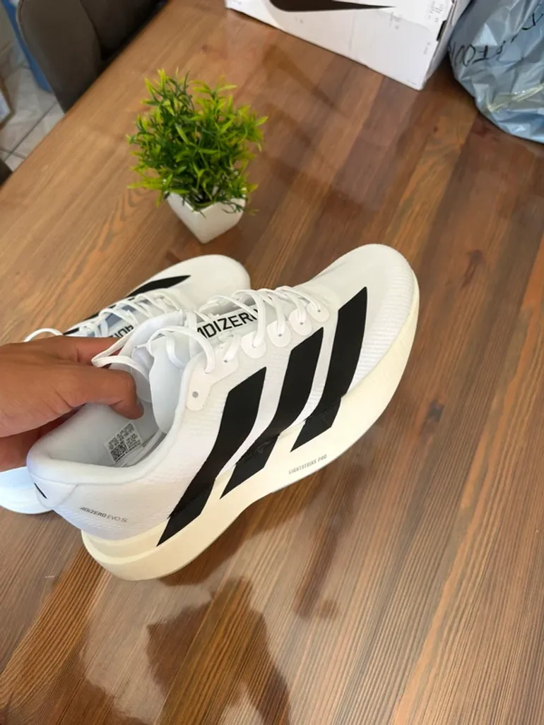 Used Adidas Adizero Adios Pro Evo 1 bike — image 3 of 12